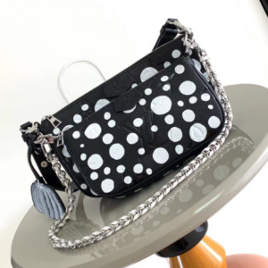 Louis Vuitton LV x YK Multi Pochette Accessoires Handbag – Black