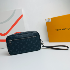 Louis Vuitton Damier Graphite Kasai Clutch – Black