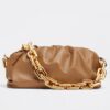 Bottega Veneta The Chain Pouch Bag In Teak Calfskin