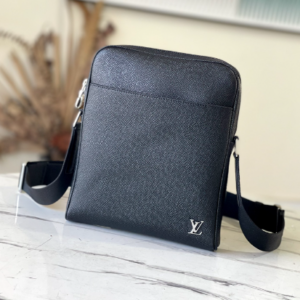 Louis Vuitton Alex BB Messenger Bag – Black