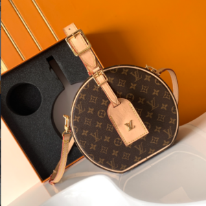 Louis Vuitton Monogram Carry-On Medium Pouch Hat Box