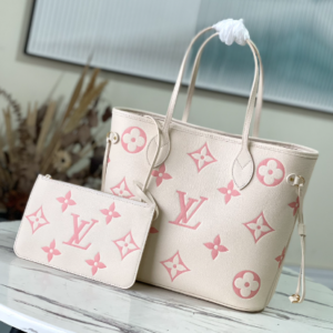 Louis Vuitton Neverfull Medium Shopping Bag